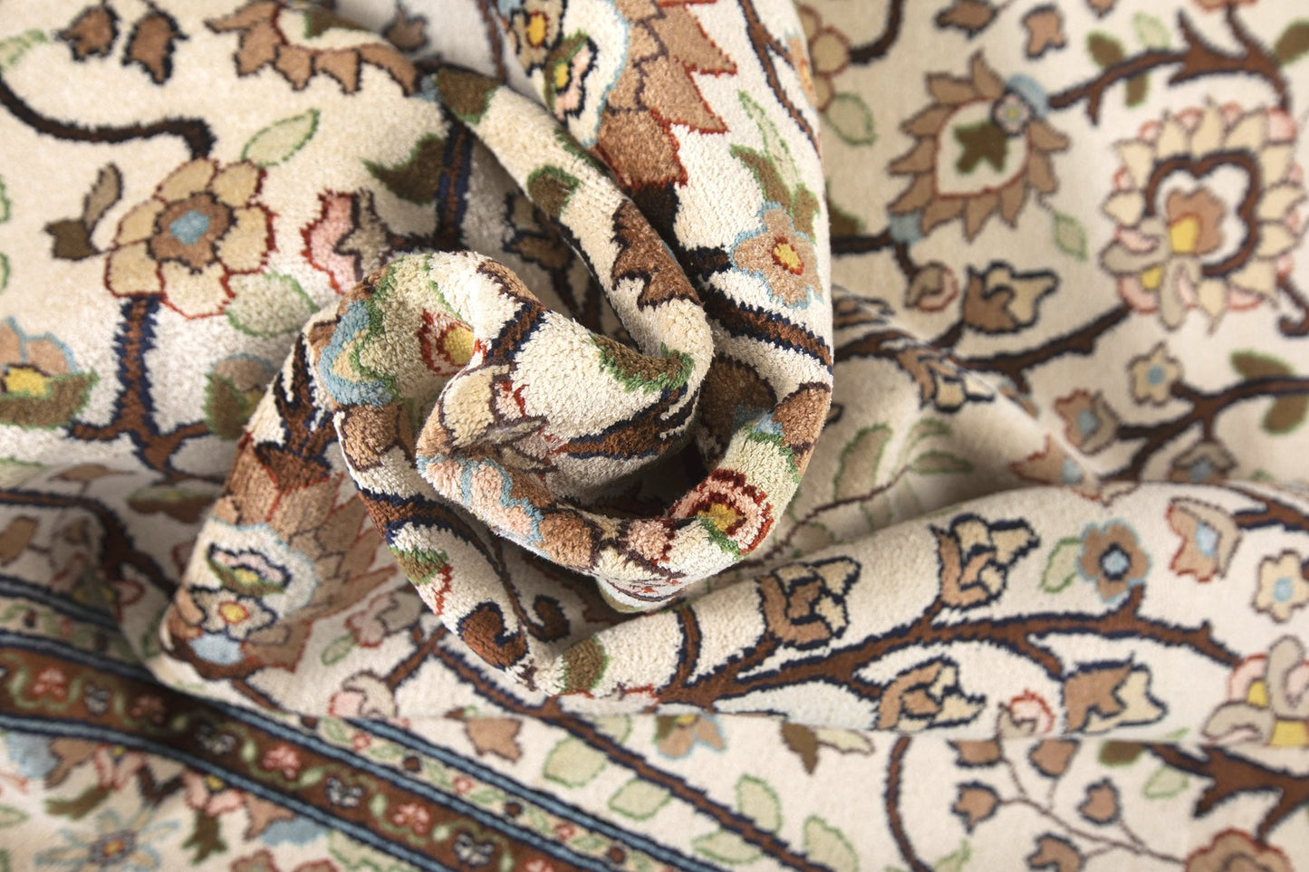 Egyptian Handmade Rug #93 - 223*156cm - Image 10