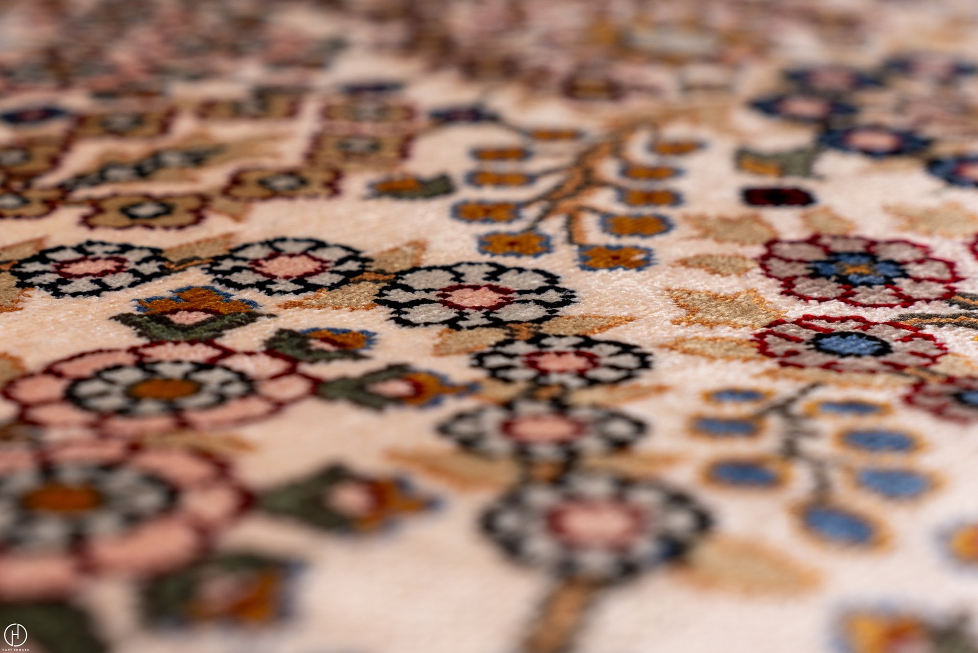 Egyptian Handmade Rug #27 - 154*216cm - Image 6