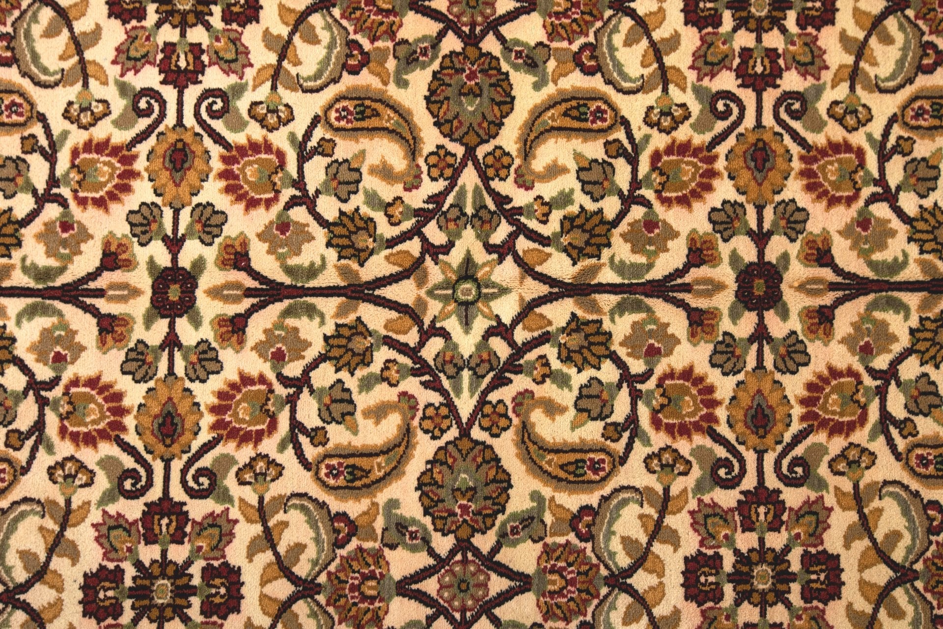 Egyptian Handmade Rug #66 - 174*272cm - Image 7