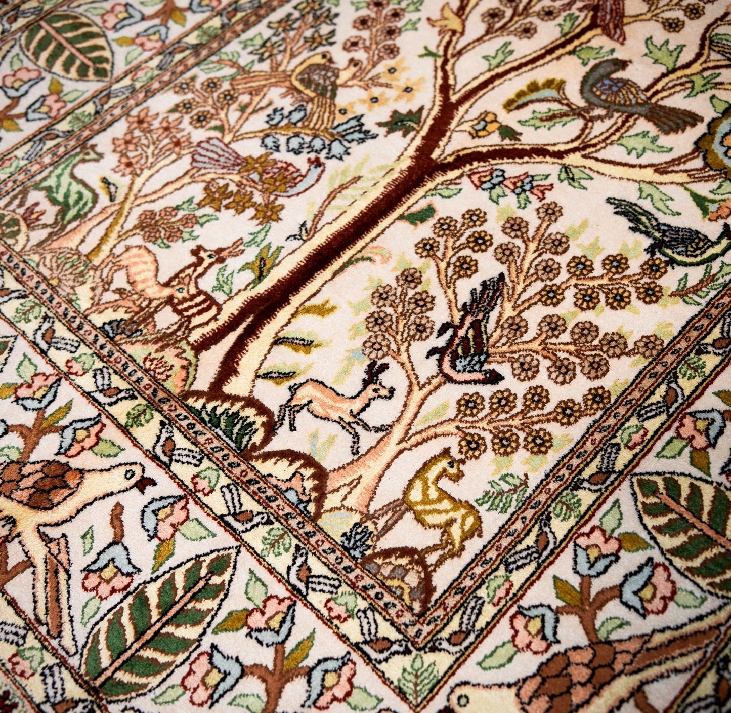 Egyptian Handmade Rug #71 - 189*116cm - Image 4