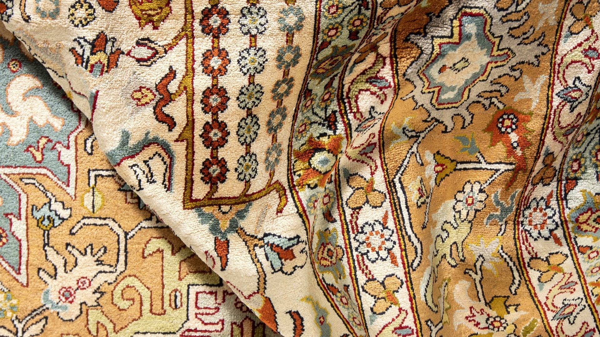 Egyptian Handmade Rug #88 - 244*164cm - Image 11