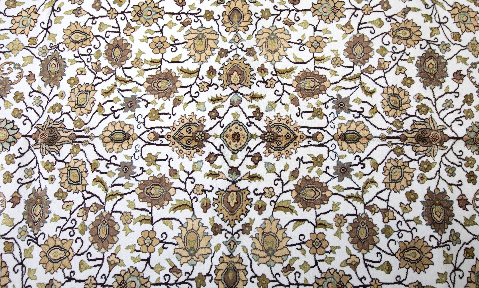 Egyptian Handmade Rug #92 - 224*153cm - Image 6