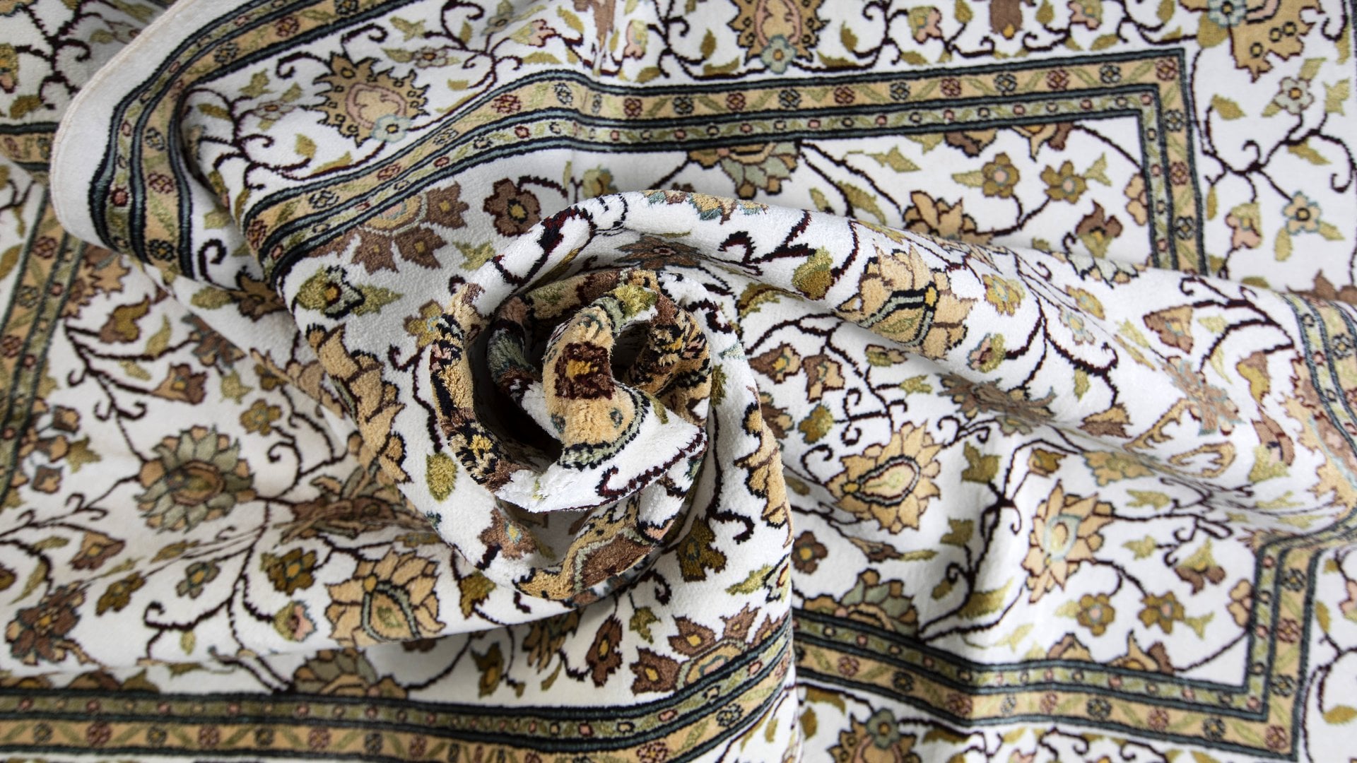 Egyptian Handmade Rug #92 - 224*153cm - Image 10