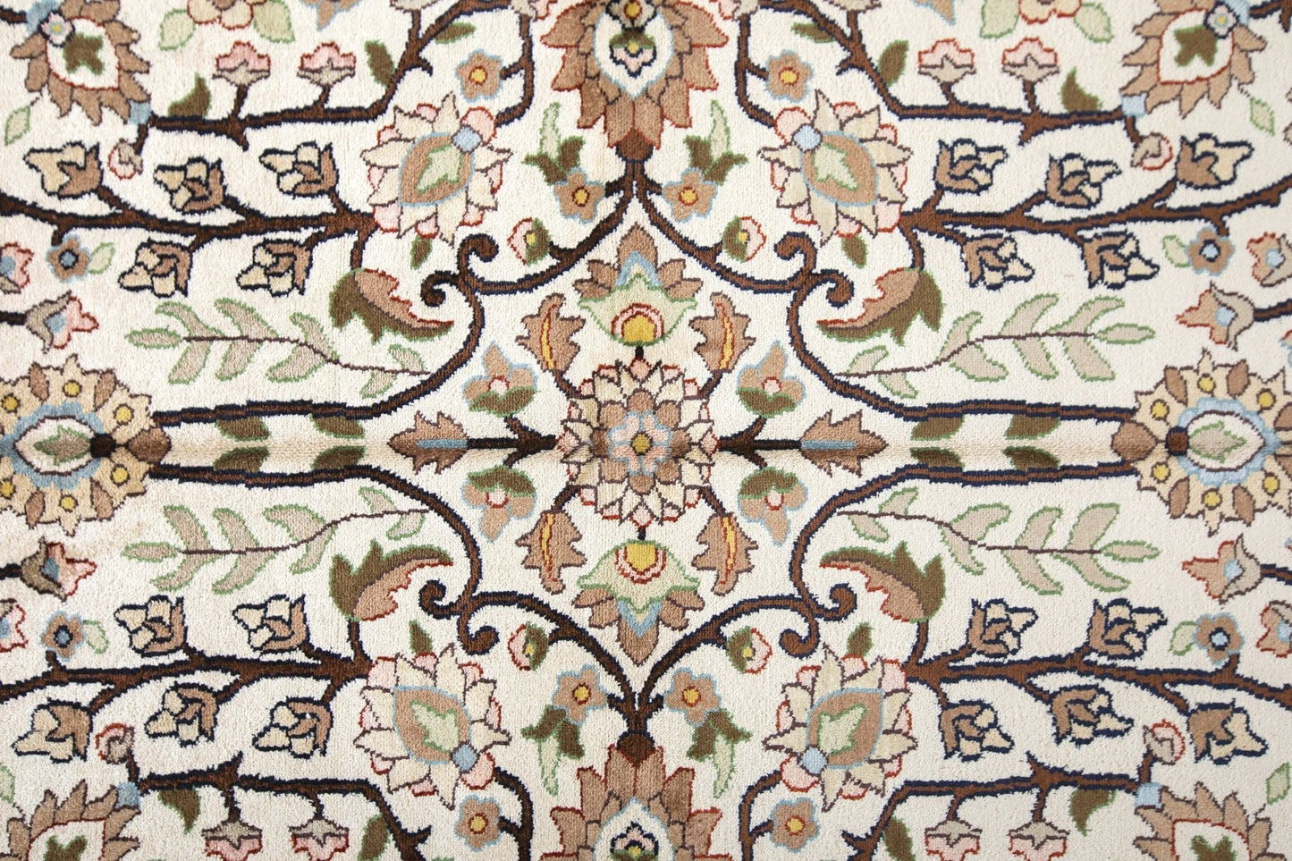 Egyptian Handmade Rug #93 - 223*156cm - Image 9